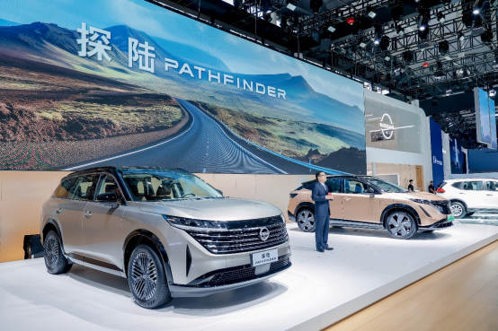 【fin-1117V2 新聞稿】東風(fēng)日產(chǎn)廣州車(chē)展1314.png