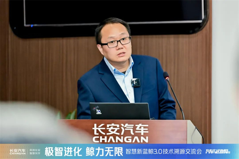共鑒新鯨彩4.jpg